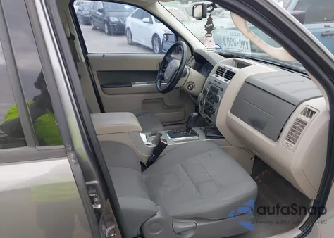 2009 Ford Escape Xlt from USA, damaged, VIN 1FMCU03759KA62548